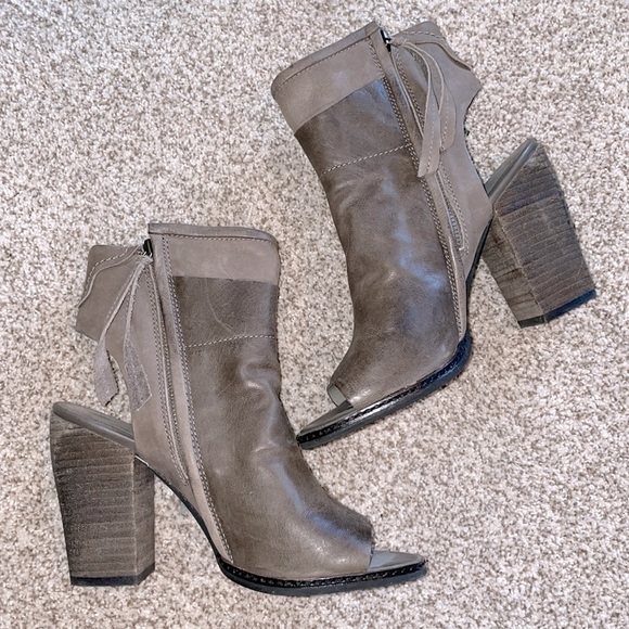 Dolce Vita Booties - Picture 2 of 5